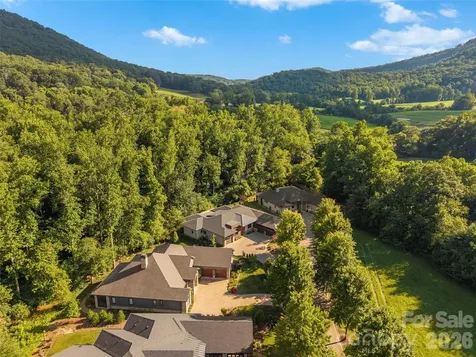 26 Whispering Bells Court Arden NC 28704