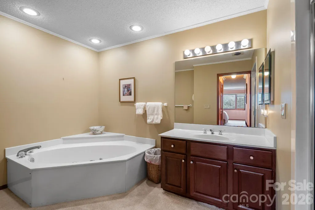 48 Stony Ridge Asheville NC 28804