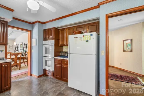 48 Stony Ridge Asheville NC 28804
