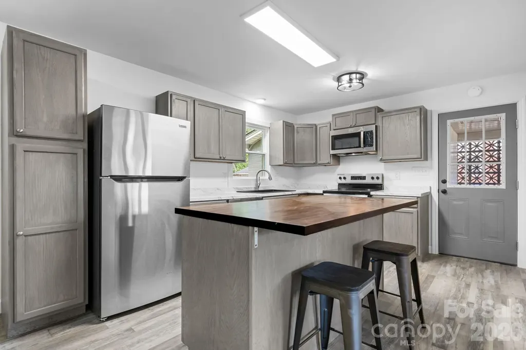 1102 Afton Drive Cajahs Mountain NC 28645