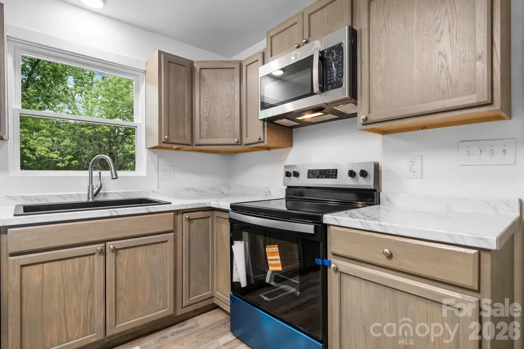 1102 Afton Drive Cajahs Mountain NC 28645