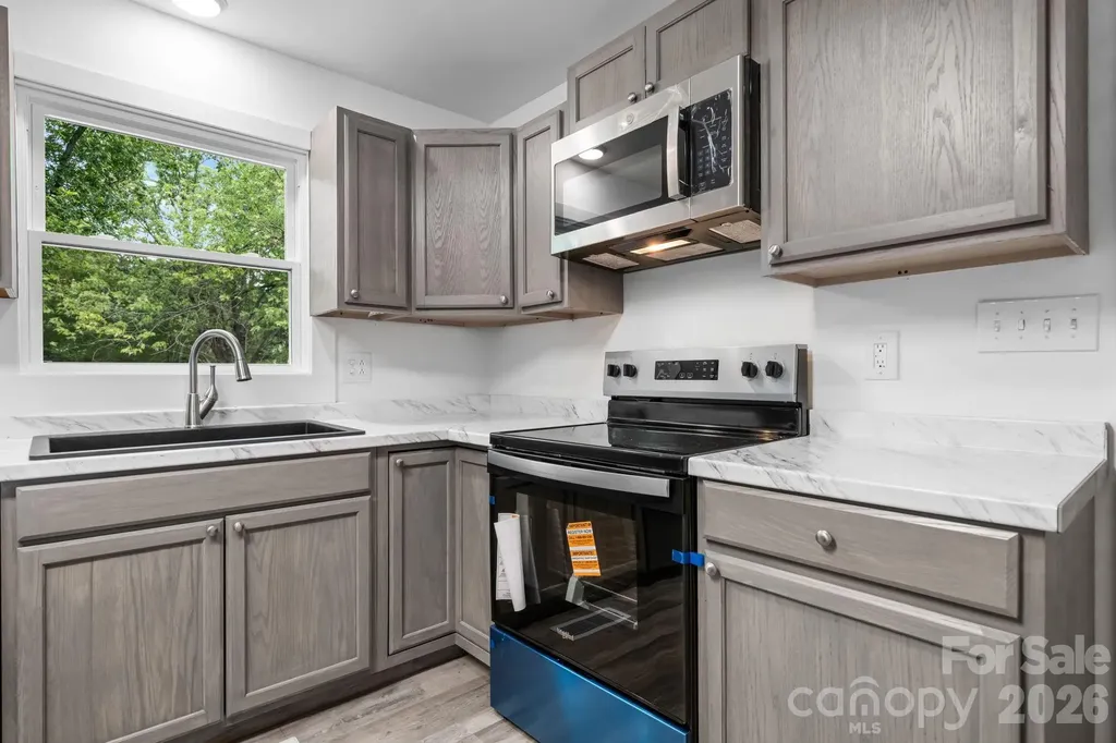 1102 Afton Drive Cajahs Mountain NC 28645