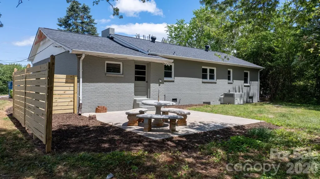 1102 Afton Drive Cajahs Mountain NC 28645