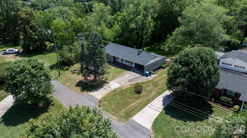 1102 Afton Drive Cajahs Mountain NC 28645