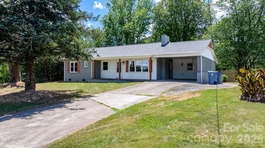 1102 Afton Drive Cajahs Mountain NC 28645