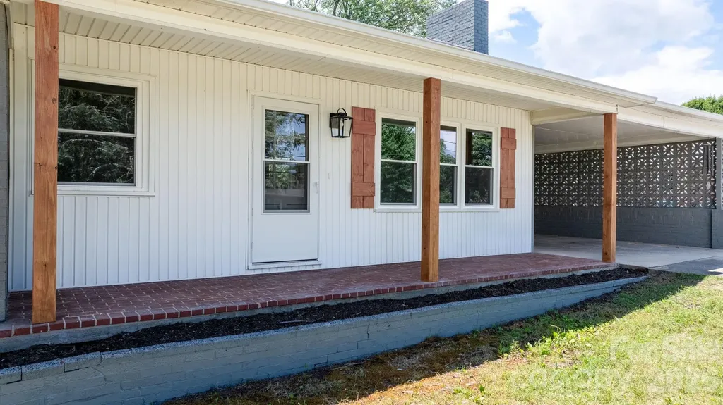 1102 Afton Drive Cajahs Mountain NC 28645
