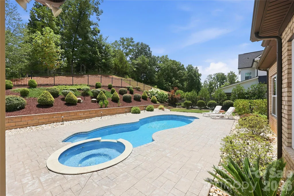 18314 Doves Crest Road Cornelius NC 28031