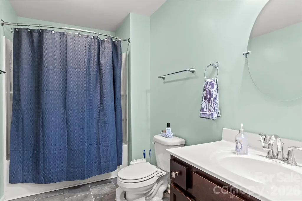 4515 Wedge Drive Pfafftown NC 27040