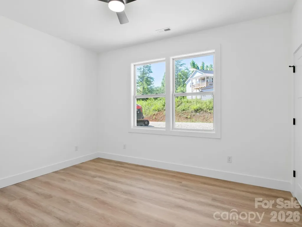 105 S Vineyard Village Drive Old Fort NC 28762