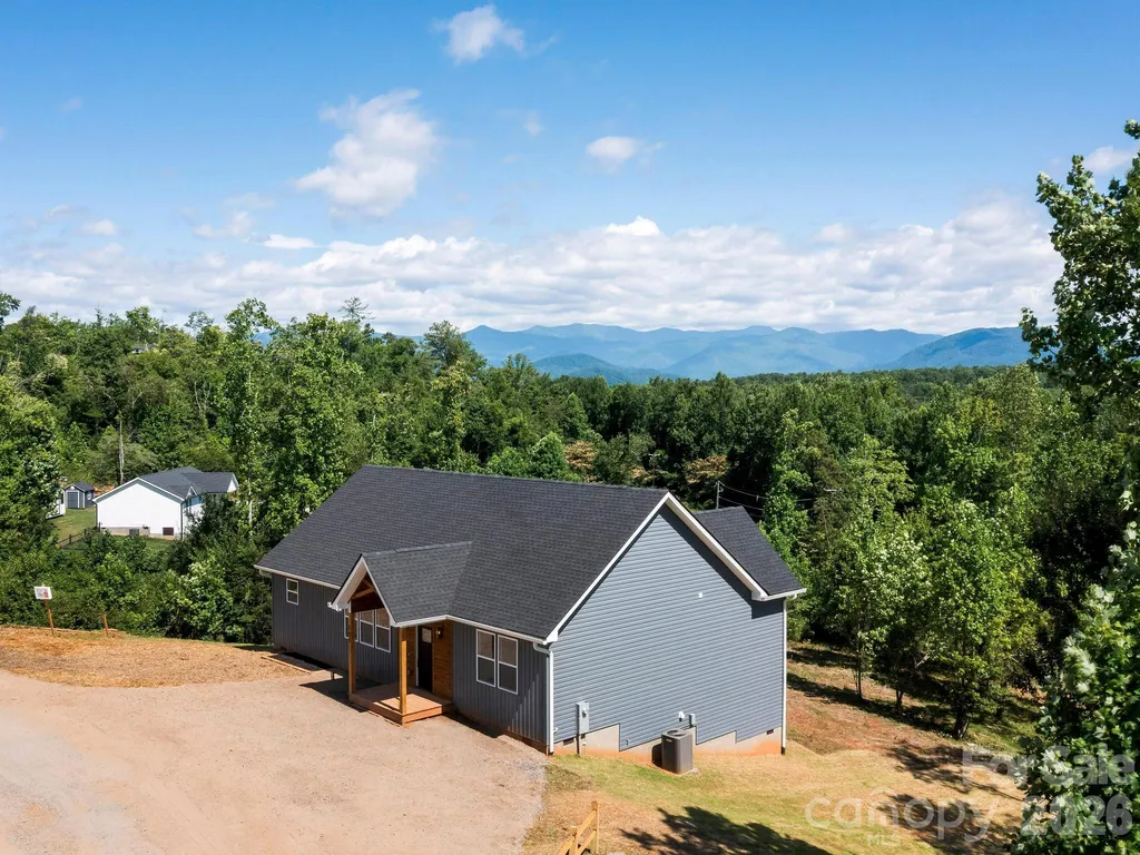 105 S Vineyard Village Drive Old Fort NC 28762