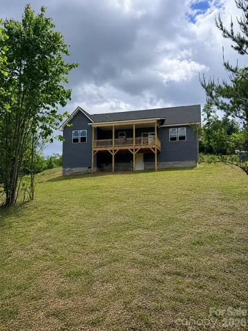 105 S Vineyard Village Drive Old Fort NC 28762