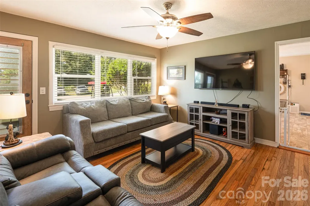 1928 Marigold Lane Hudson NC 28638