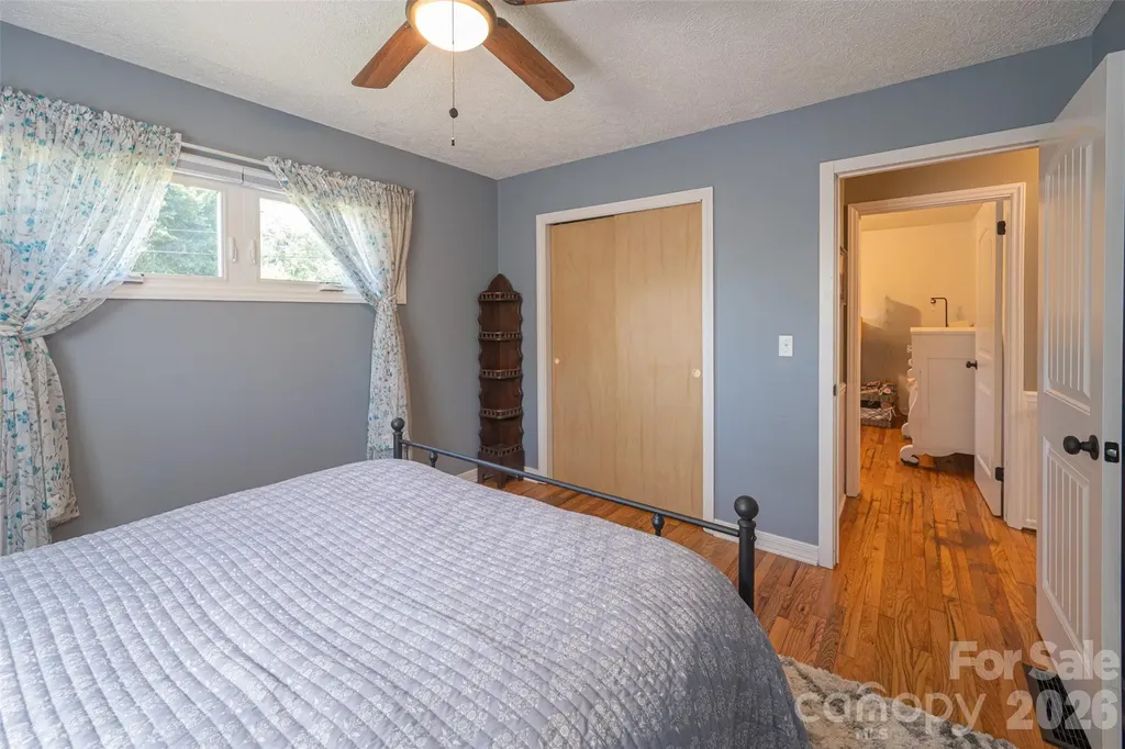 1928 Marigold Lane Hudson NC 28638