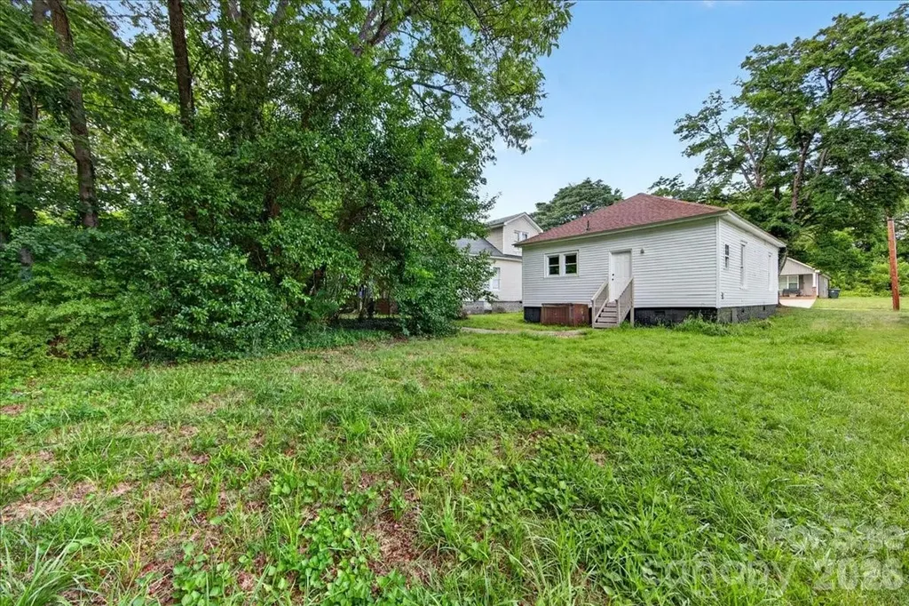 525 E Cemetery Street Salisbury NC 28144