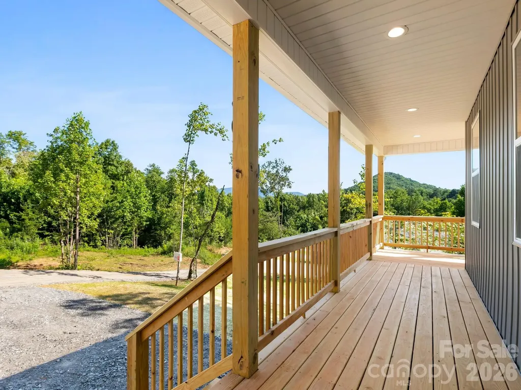80 S Vineyard Village Drive Old Fort NC 28762