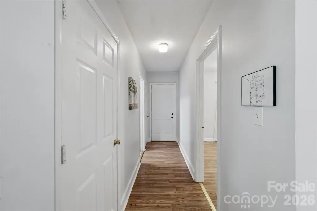 1320 Tom Fox Street Morganton NC 28655