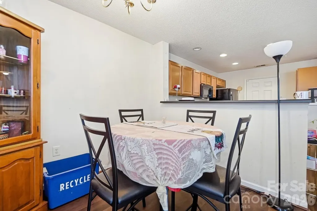 10618 Pointed Leaf Court Charlotte NC 28213