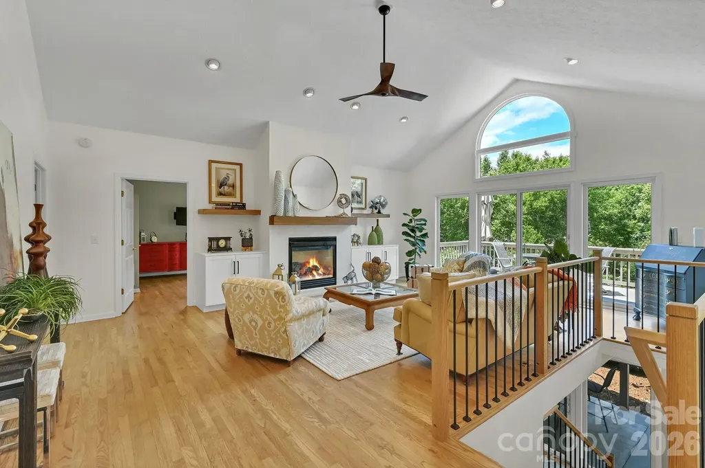 77 Carriage West Drive Hendersonville NC 28791