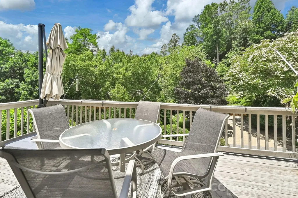 77 Carriage West Drive Hendersonville NC 28791