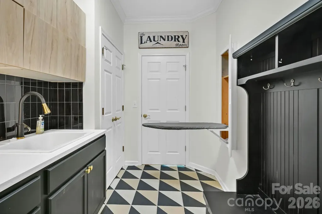 77 Carriage West Drive Hendersonville NC 28791
