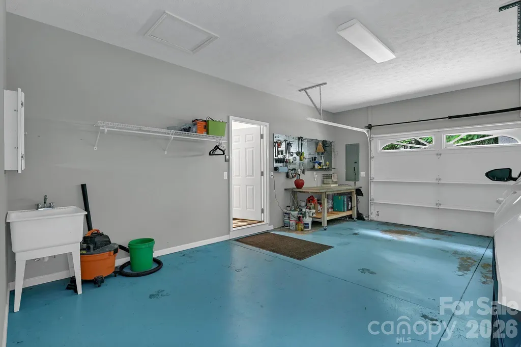 77 Carriage West Drive Hendersonville NC 28791