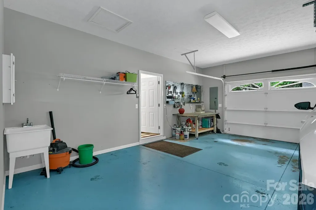 77 Carriage West Drive Hendersonville NC 28791