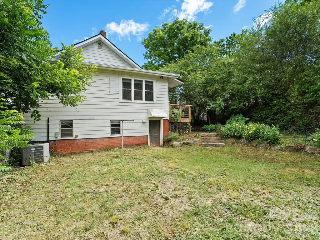 61 Walton Street Asheville NC 28801
