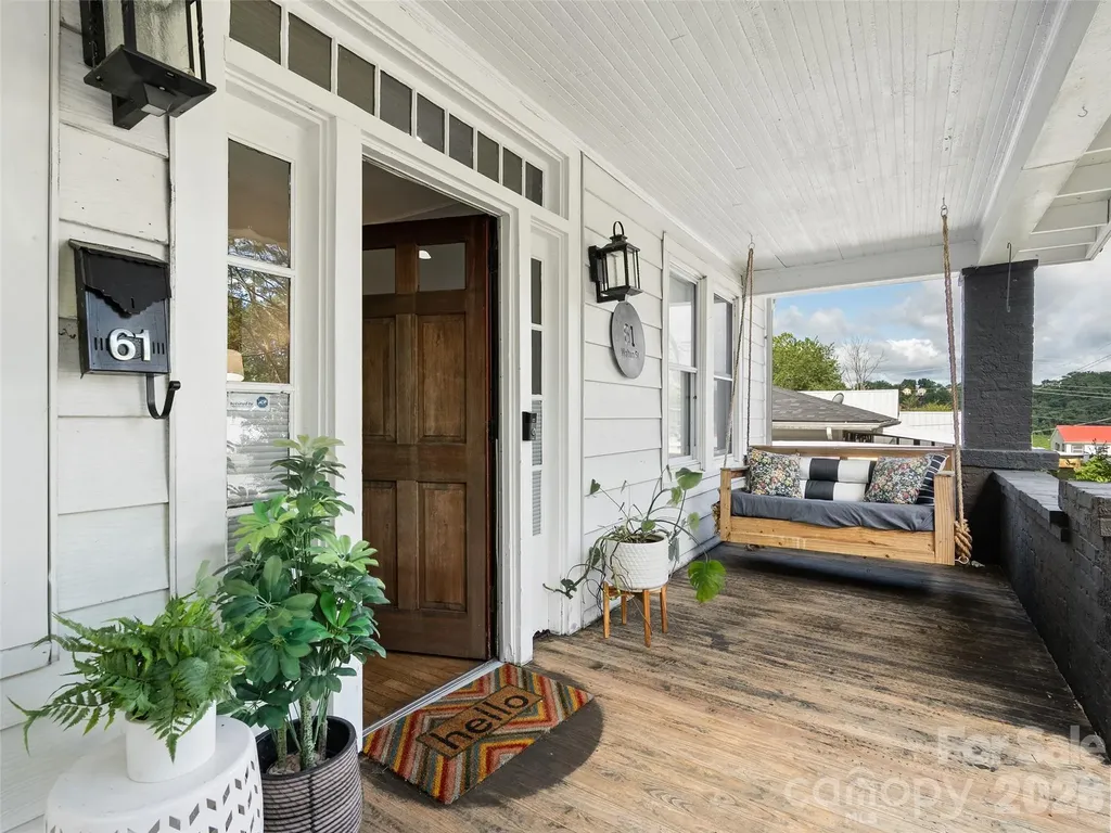 61 Walton Street Asheville NC 28801