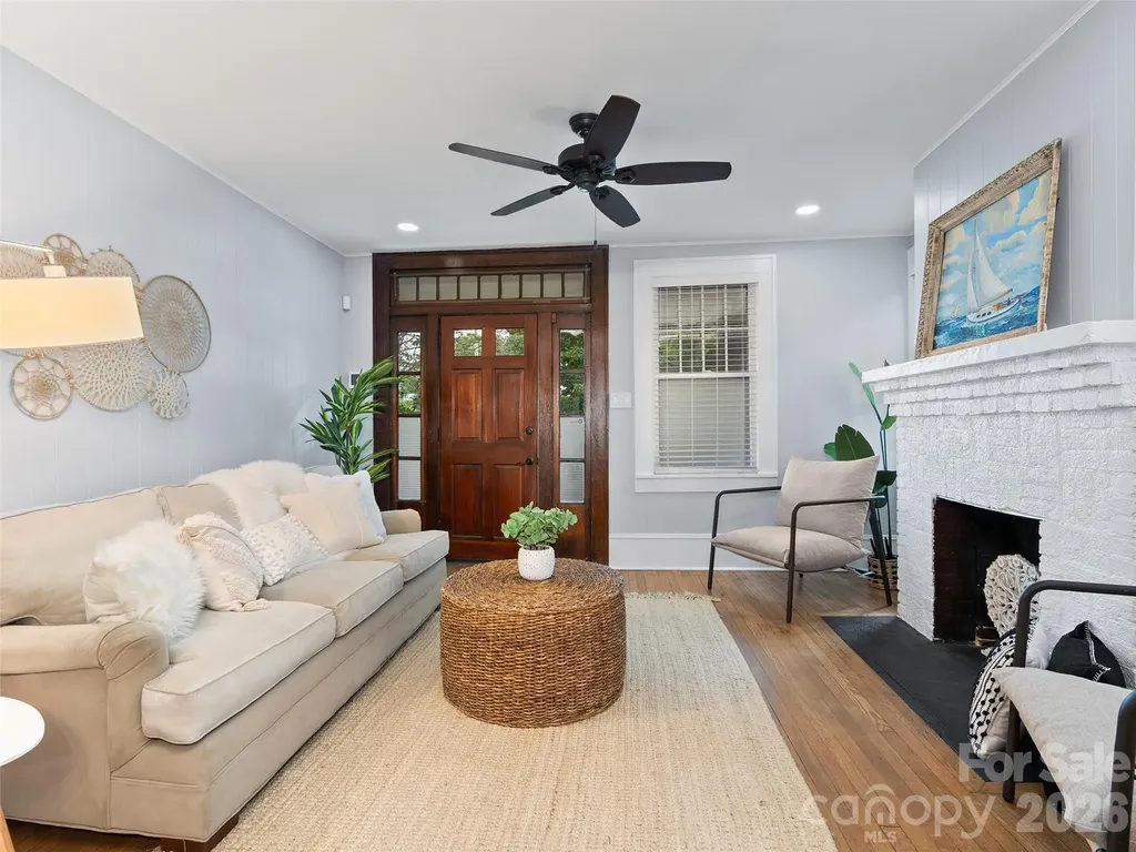 61 Walton Street Asheville NC 28801
