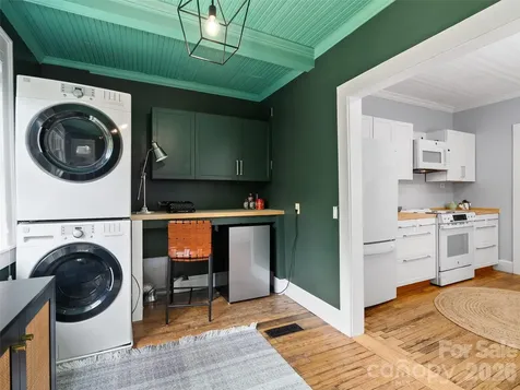 61 Walton Street Asheville NC 28801