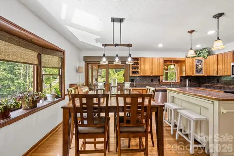 6 Kendra Road Hendersonville NC 28792