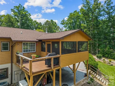 6 Kendra Road Hendersonville NC 28792
