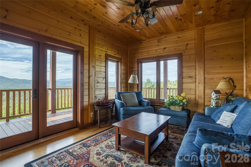 1288 Johns Ridge Parkway Lenoir NC 28645