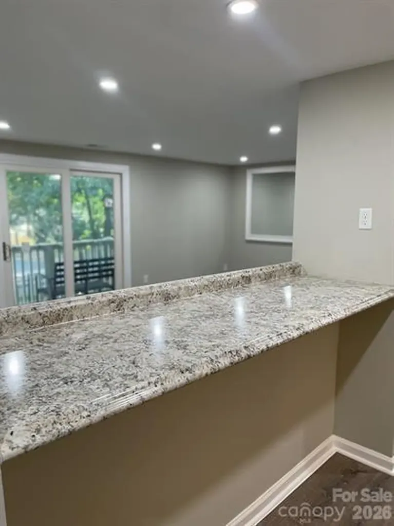 1641 Arlyn Circle Charlotte NC 28213
