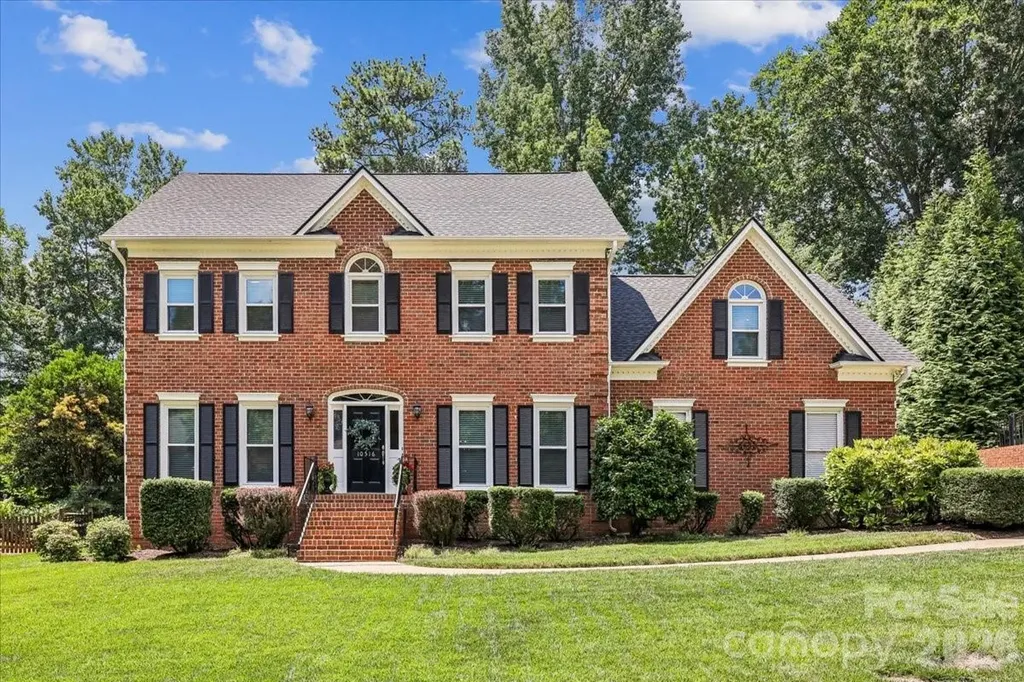 10516 Hollybrook Drive Charlotte NC 28277