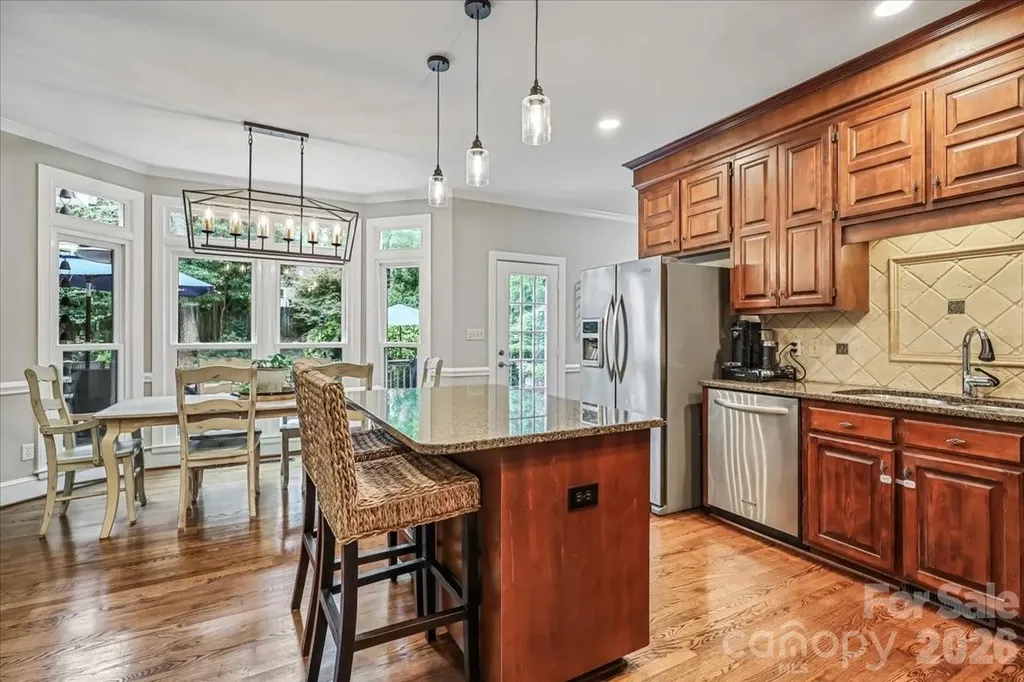 10516 Hollybrook Drive Charlotte NC 28277