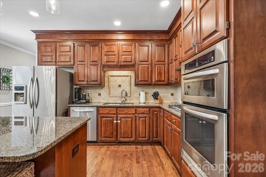 10516 Hollybrook Drive Charlotte NC 28277