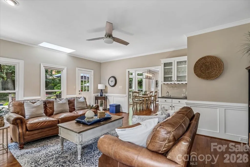 10516 Hollybrook Drive Charlotte NC 28277