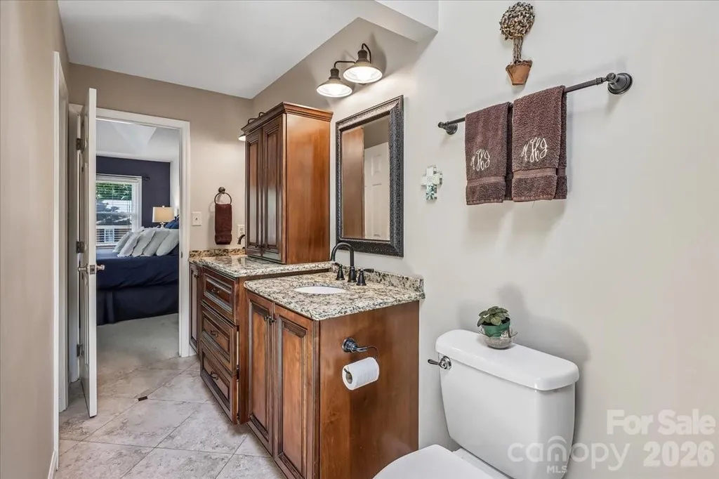 10516 Hollybrook Drive Charlotte NC 28277