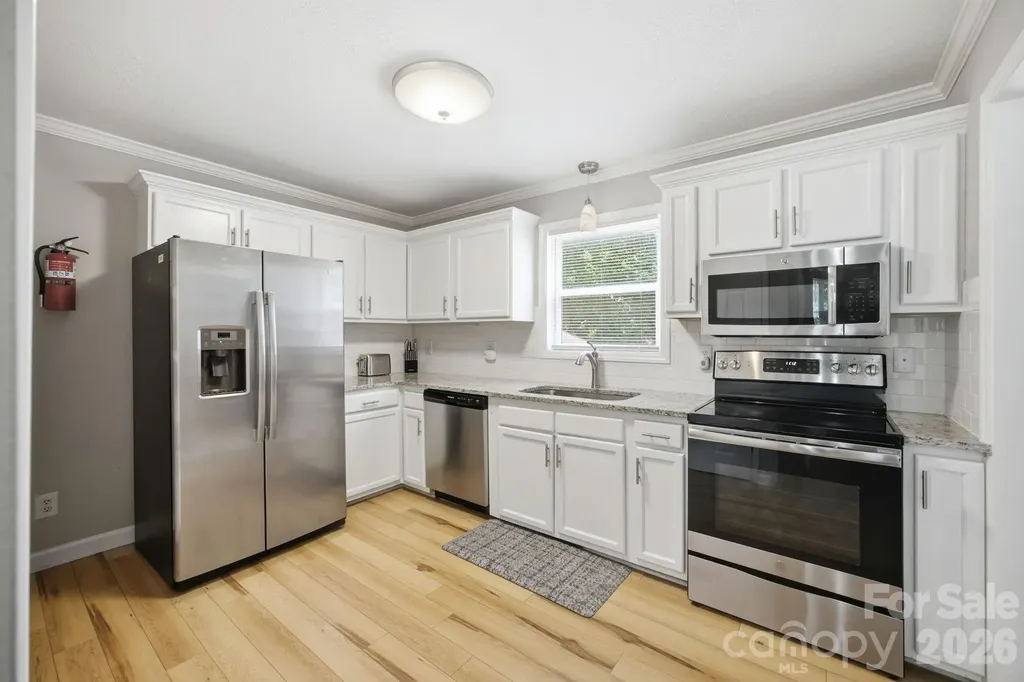 7564 Katherine Drive Denver NC 28037