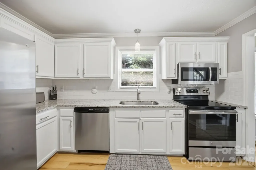 7564 Katherine Drive Denver NC 28037
