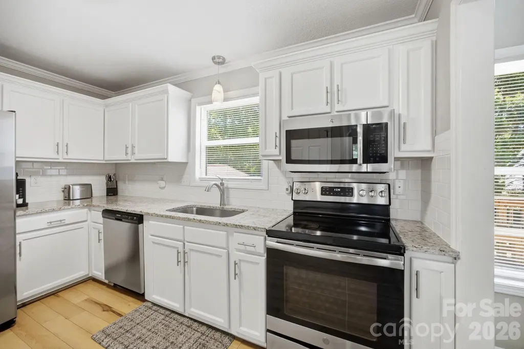 7564 Katherine Drive Denver NC 28037