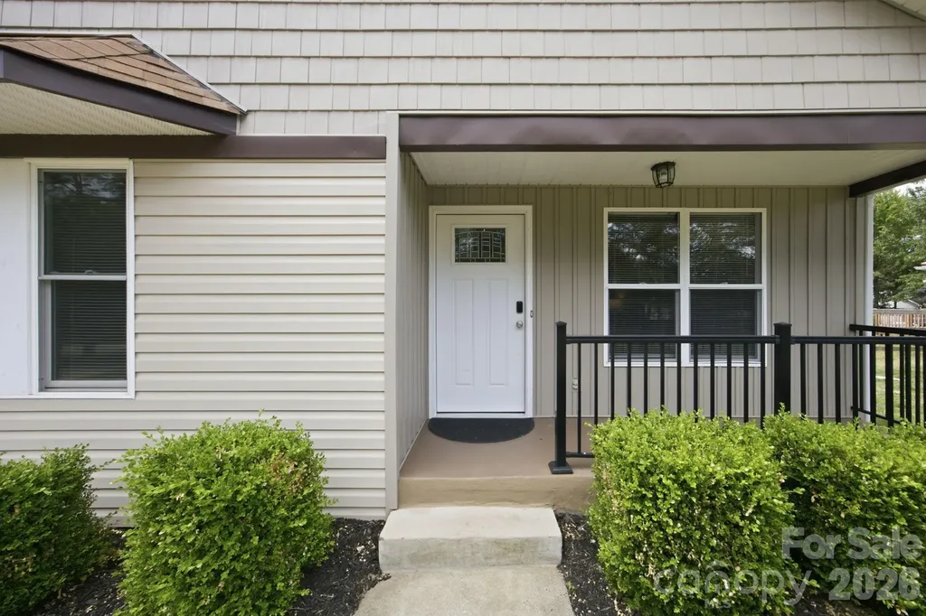7564 Katherine Drive Denver NC 28037