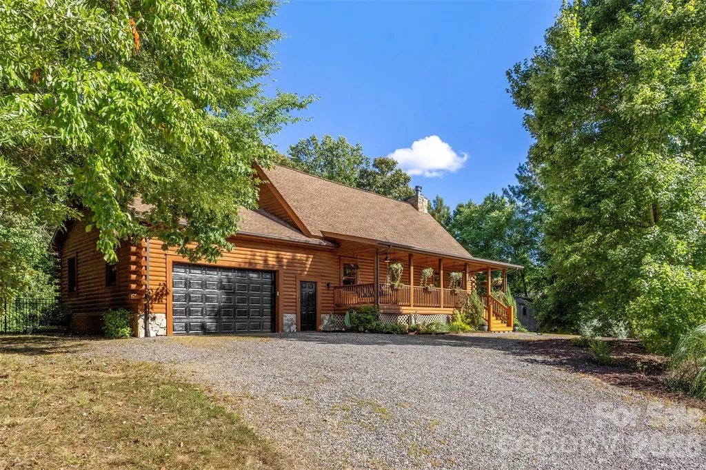 133 Folkstone Road Mooresville NC 28117