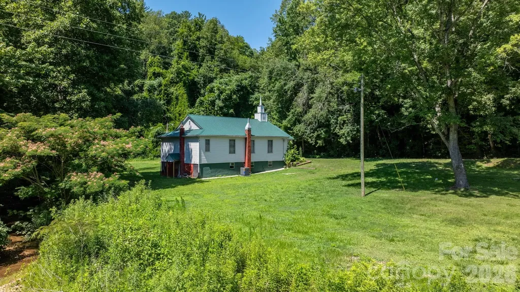 1715 Morningstar Church Road Lenoir NC 28645
