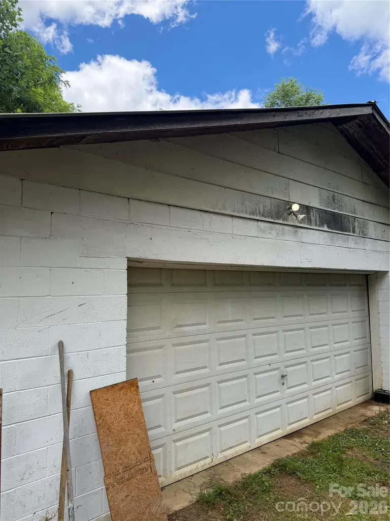 691 Old Balsam Road Waynesville NC 28786