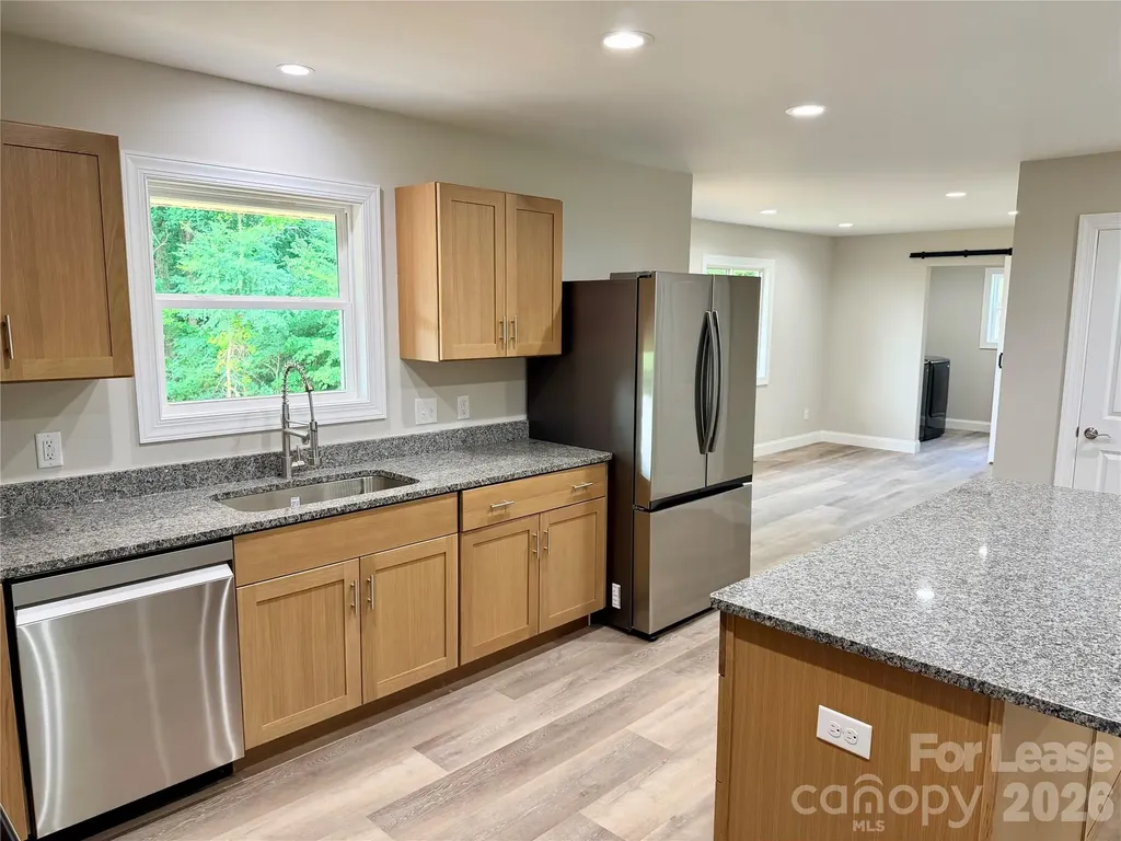 6415 Little Mountain Ridge Sherrills Ford NC 28673