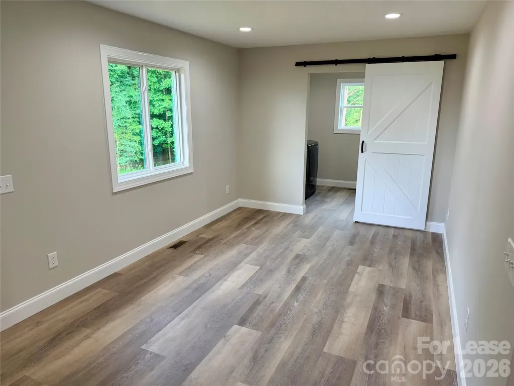 6415 Little Mountain Ridge Sherrills Ford NC 28673