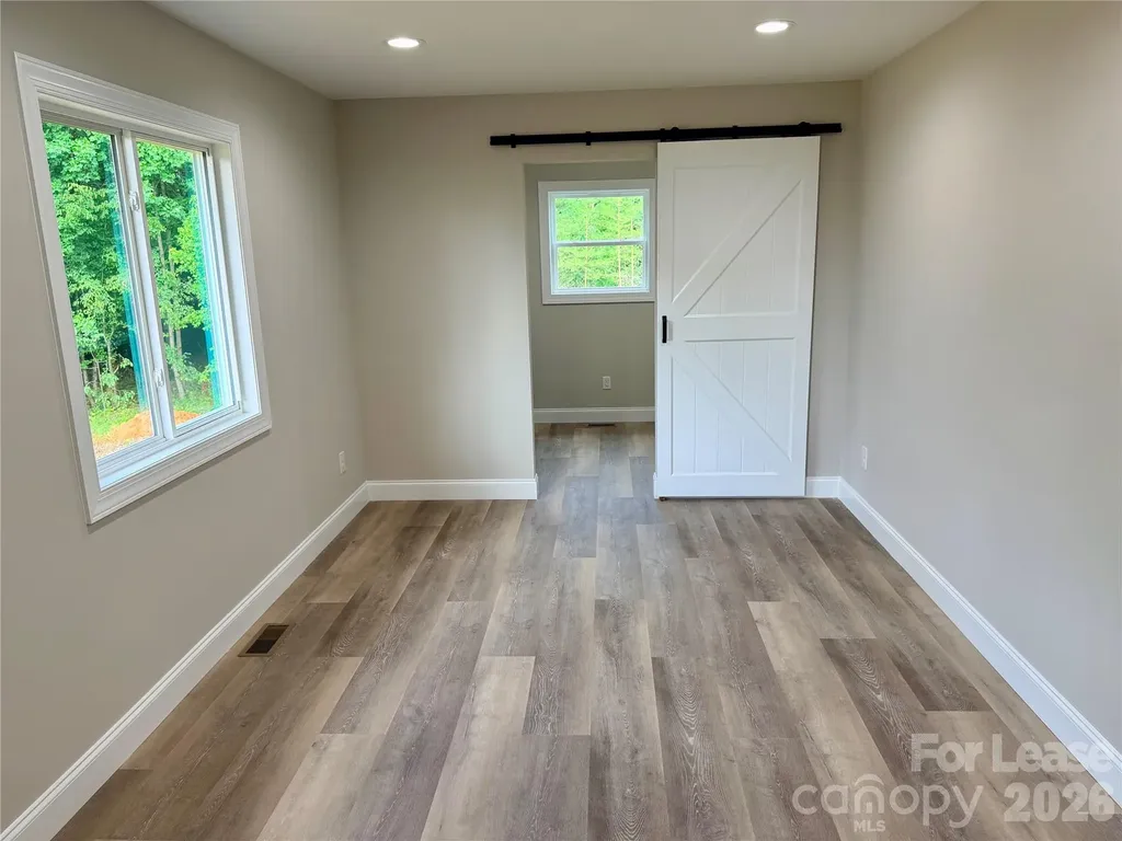 6415 Little Mountain Ridge Sherrills Ford NC 28673