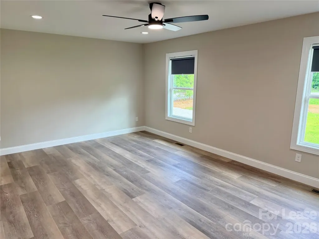 6415 Little Mountain Ridge Sherrills Ford NC 28673